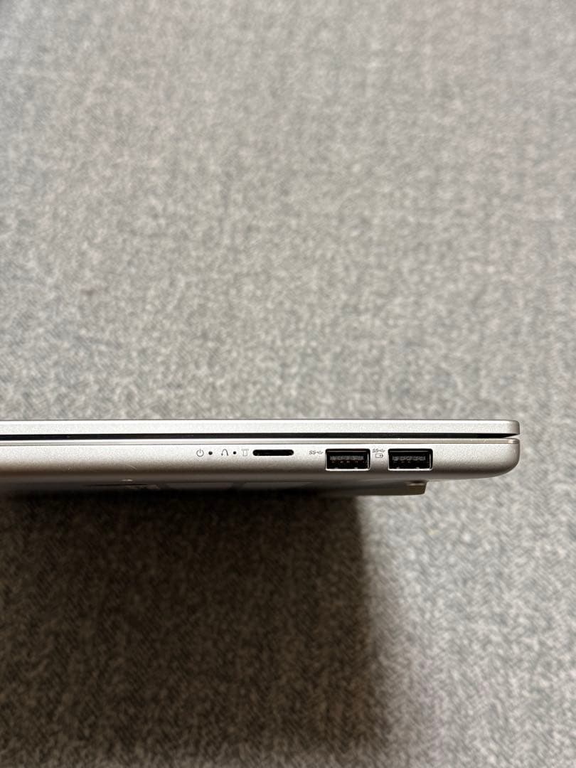 Windowsノート本体 Lenovo ideapad slim 5 15IRU9