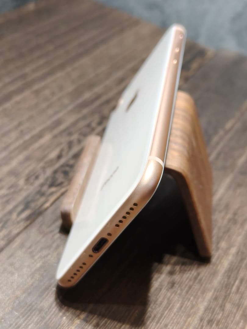iphone8 64GB SIMフリー スマホ