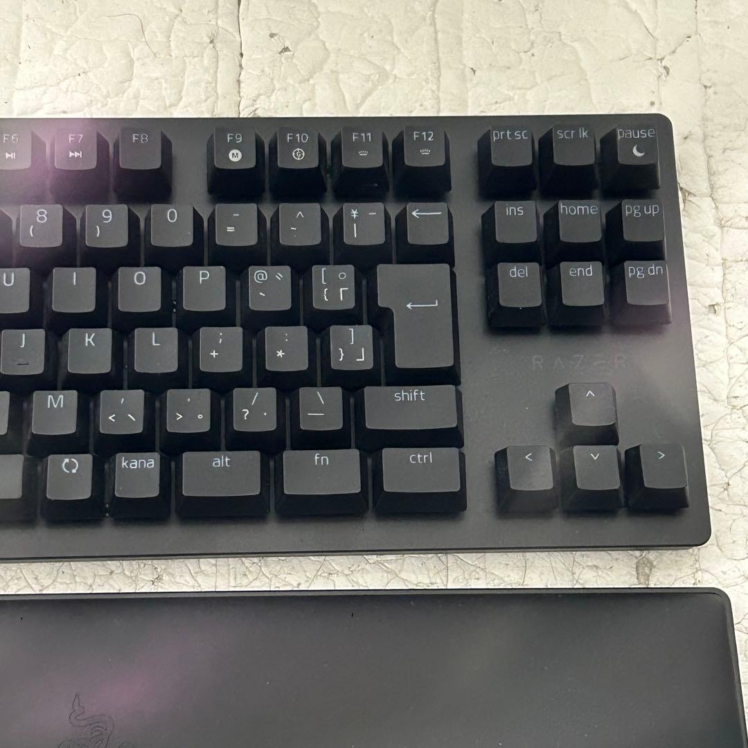 美品　Razer Huntsman V2 Tenkeyless