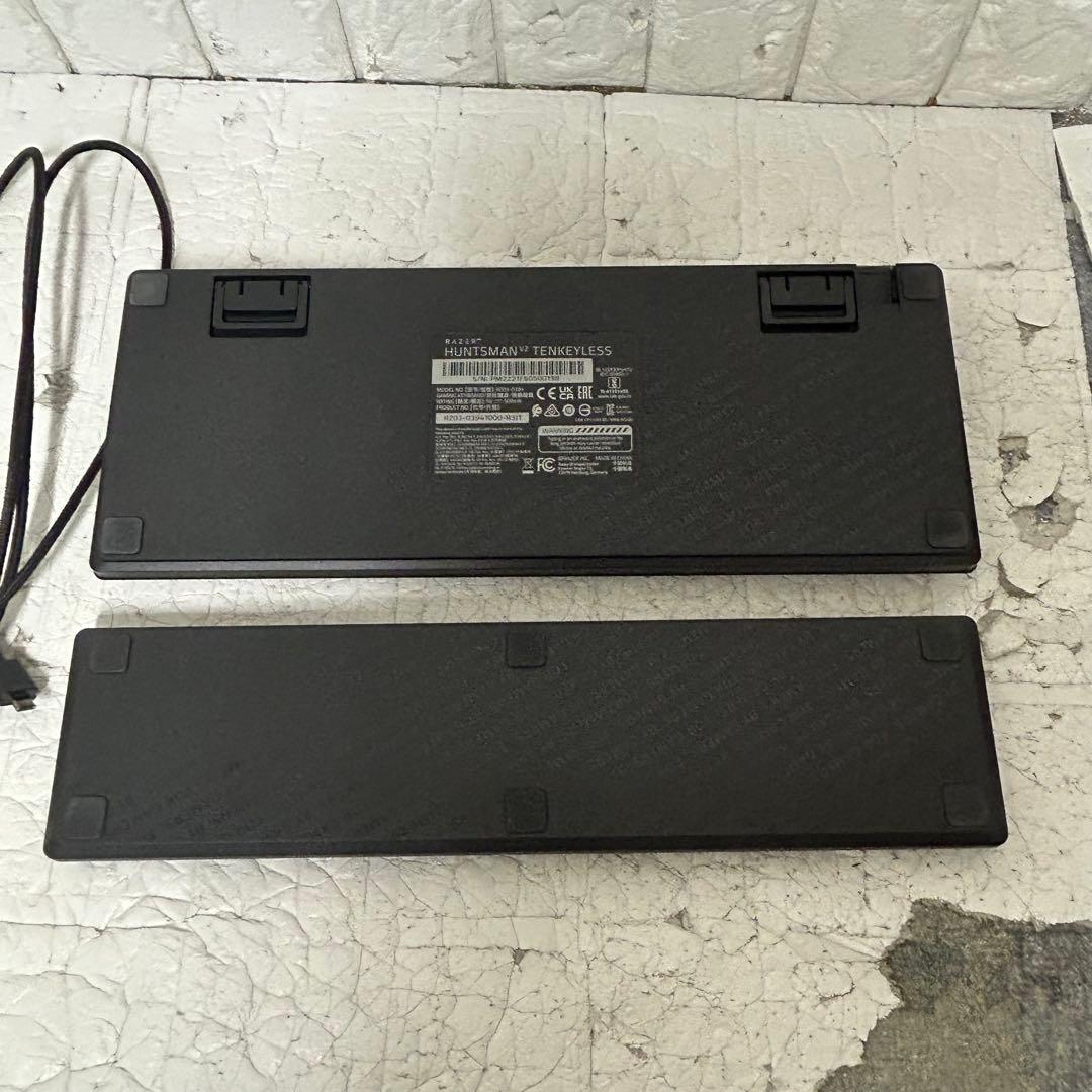 美品　Razer Huntsman V2 Tenkeyless