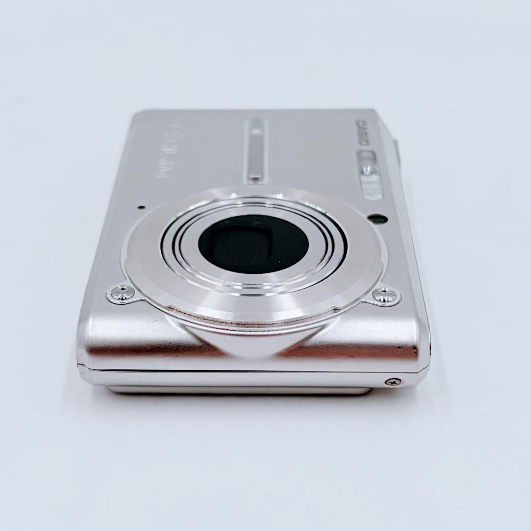 CASIO EXILM EX-S600 シルバー コンデジ デジタルカメラ
